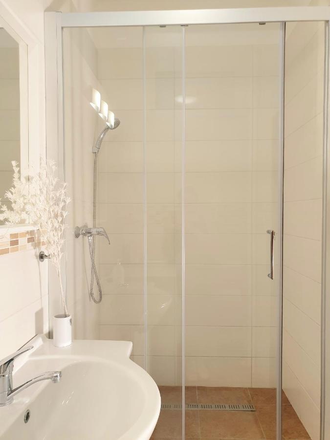Apartman Central, Self Check In 24 H, Free Parking Banská Bystrica Exterior foto